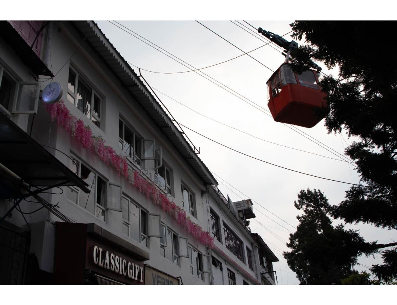 Dom'S At Mall Road, Mussoorie Otel Dış mekan fotoğraf